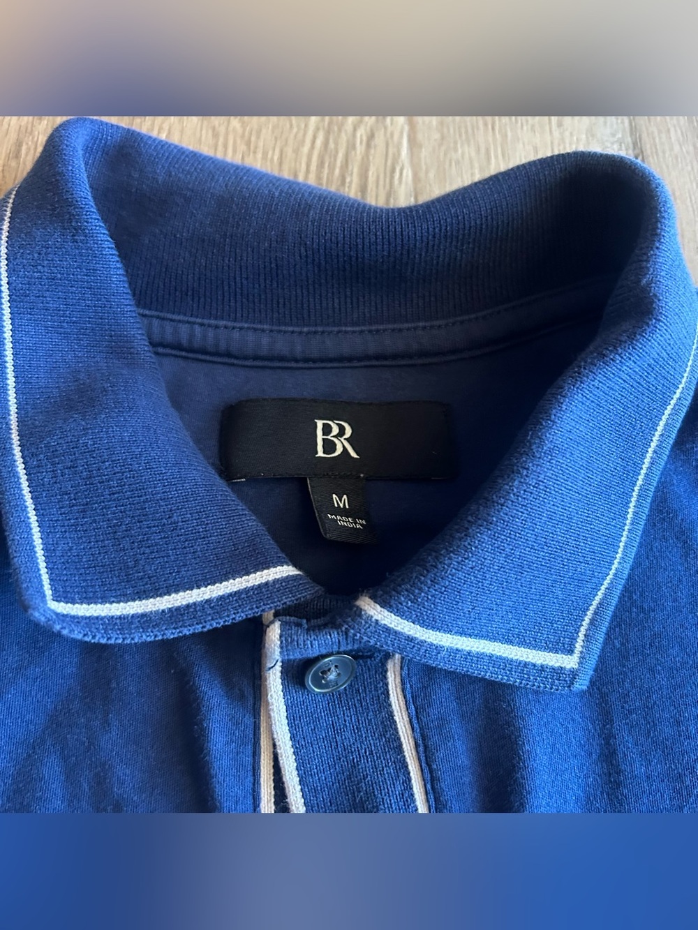 Men’s Banana Republic Luxury Touch Short Sleeve Polo - Picture 2 of 5